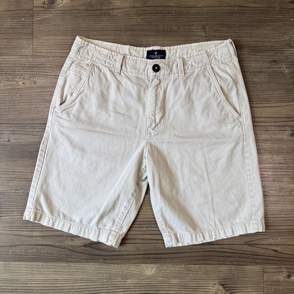 American Eagle Outfitters Shorts Mens 31 Beige Cotton Classic Chino Flat Front